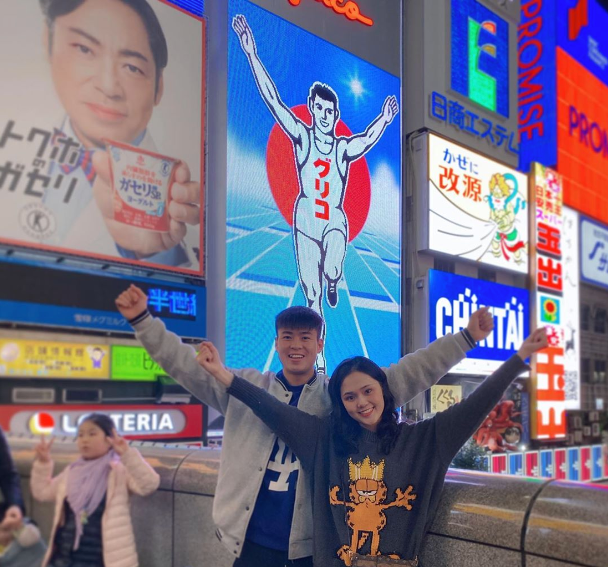 Chuyện tình kéo dài gần 5 năm của anh và Quỳnh Anh, ái nữ của ông Nguyễn Giang Đông, cựu chủ tịch Sài Gòn FC cũng khiến báo chí tốn giấy mực.