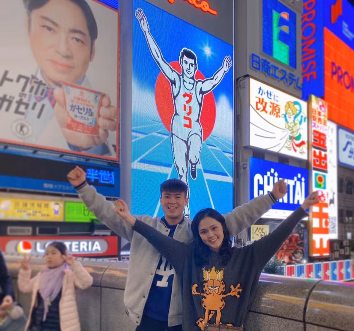 Chuyện tình kéo dài gần 5 năm của anh và Quỳnh Anh, ái nữ của ông Nguyễn Giang Đông, cựu chủ tịch Sài Gòn FC cũng khiến báo chí tốn giấy mực.