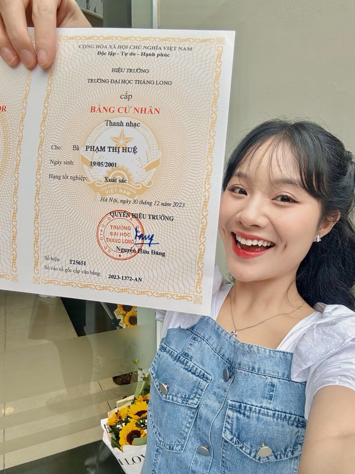 Ở tuổi 22, Hyee Phạm đã xây nhà cho bố mẹ bằng số tiền tích cóp được trong nhiều năm.