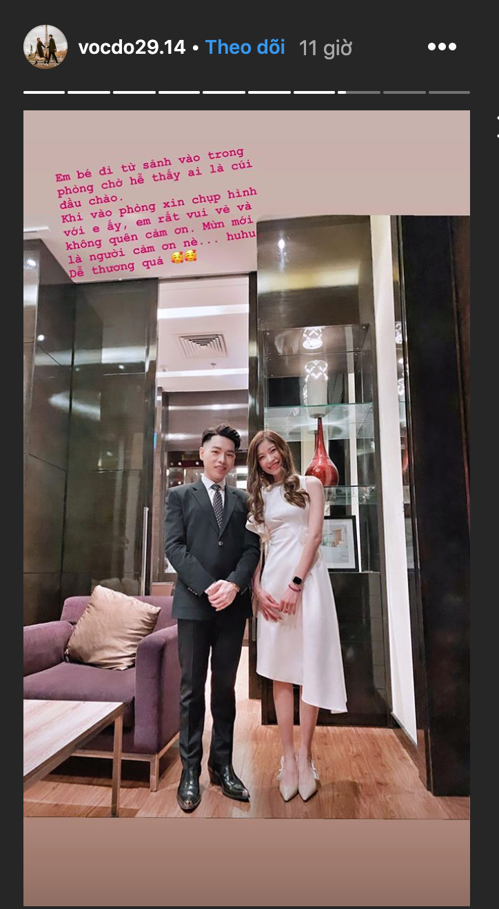 Trên trang Instagram cá nhân, Vóc Đỗ hào hứng khoe khoảnh khắc chụp hình cùng với Đức Phúc và không quên dành lời cảm ơn, lời khen vì nam ca sĩ có tính cách quá dễ thương.