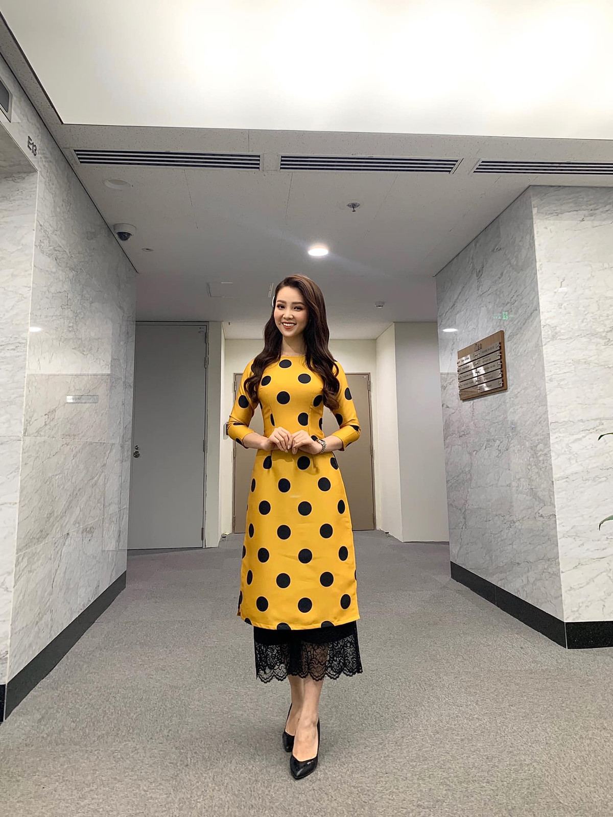 Được nhiều người yêu mến bình chọn đoạt vương miện thế nhưng Thụy Vân giành ngôi vị Á hậu 2 và giải phụ "Người đẹp ứng xử hay nhất". Cô sở hữu chiều cao 1m71 và số đo 3 vòng lần lượt là 87-61-90 cm.