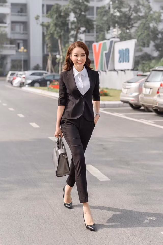 Tháng 10/2010, Thụy Vân kết hôn với một doanh nhân giàu có tên Cao Hoàng, hơn cô 8 tuổi. Tuy nhiên suốt nhiều năm nay, cô không hề chia sẻ về chồng trên mạng xã hội.