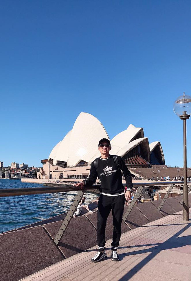 Tung muon do di su kien, gio Hoai Linh “choi lon” dien nguyen cay hang hieu-Hinh-3