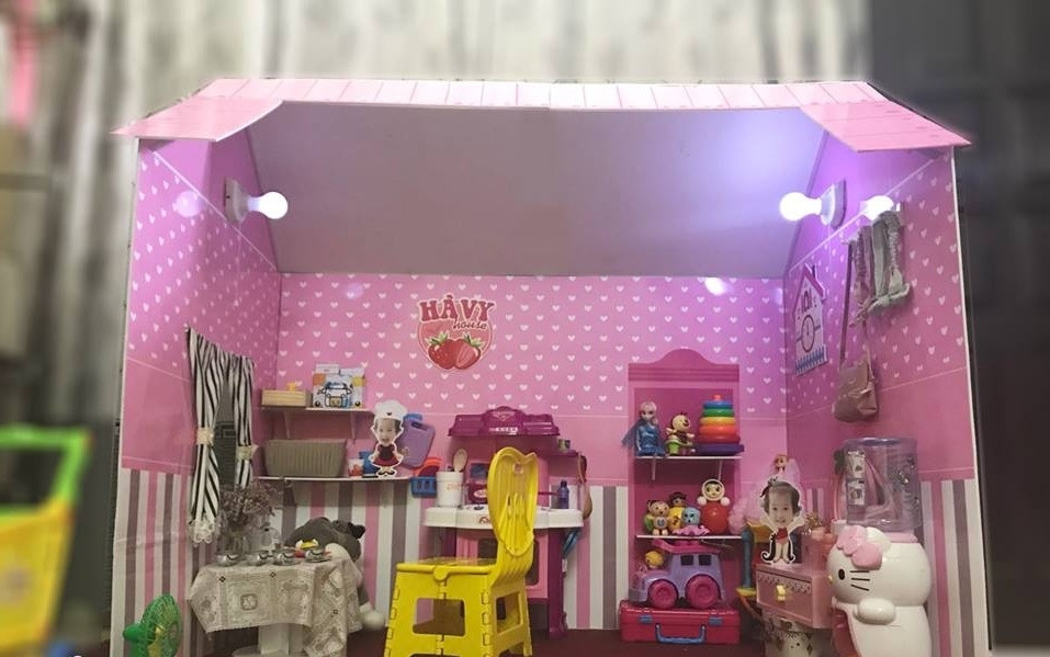 Trước anh Trương, từng có nhiều trường hợp cha mẹ làm nhà cho con bằng các vật liệu ít ai ngờ đến.