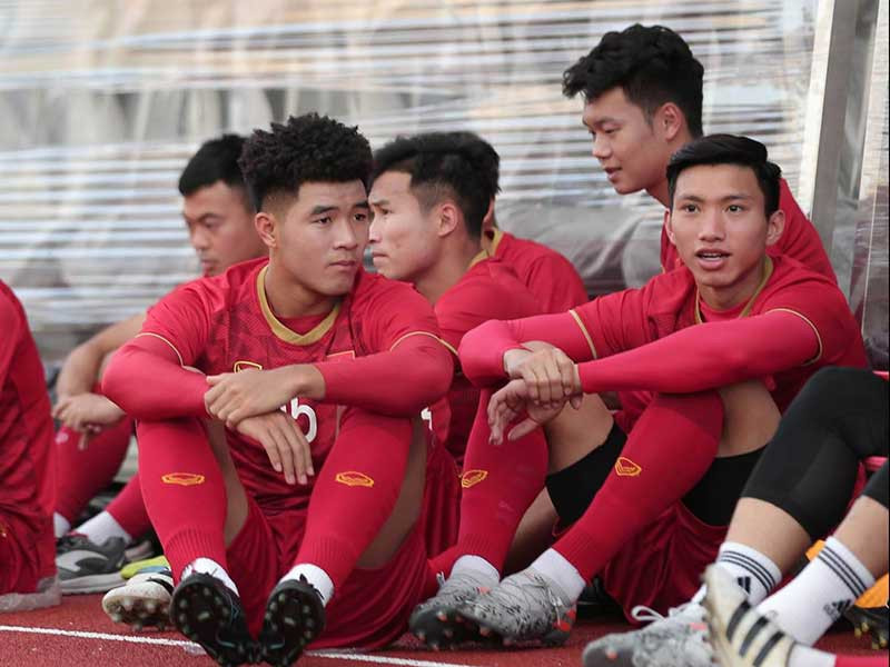 Trước khi SEA Games 30 diễn ra, Hà Đức Chinh không nhận được sự tin tưởng của người hâm mộ bởi khả năng dứt điểm không được tốt, thế nhưng cầu thủ gốc Phú Thọ đã chứng minh cho tất cả thấy rằng anh đang nỗ lực và hoàn thiện bản thân mình.