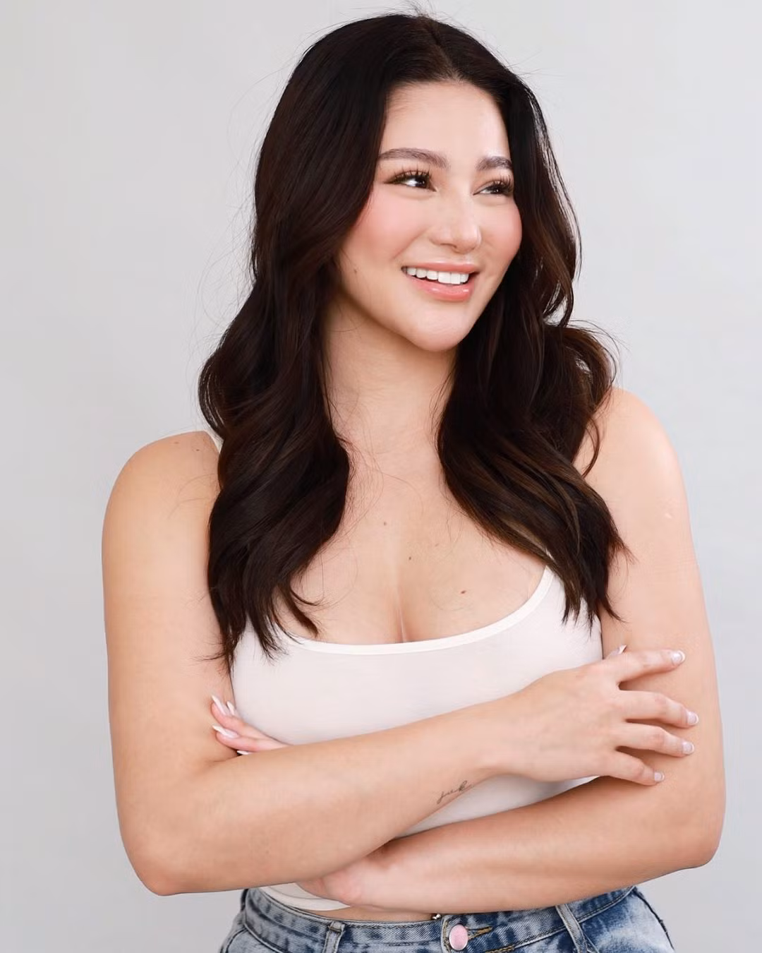 Hiện tại, cô là một người mẫu trình diễn trên sàn catwalk, PG cho các hãng ô tô, sự kiện, diễn viên chương trình truyền hình,...