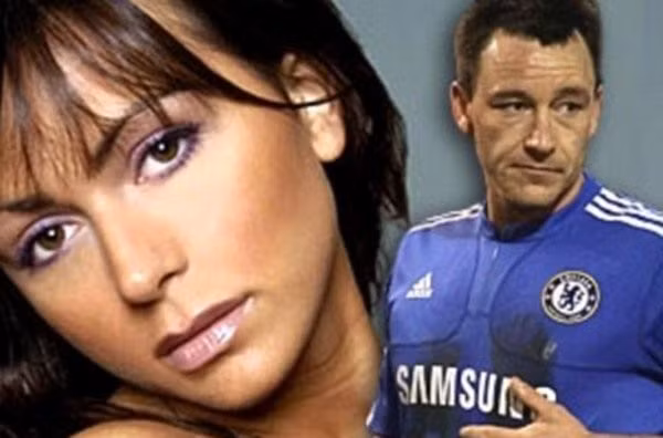 Terry là đội trưởng tuyệt vời của Chelsea trên sân cỏ. Nhưng ở hậu trường, anh lại khiến các đồng đội lo ngay ngáy nếu có vợ hay bồ xinh đẹp. Gã Don Juan người Anh từng "cắm sừng" người bạn thân Wayne Bridge hồi năm 2010 khi có quan hệ lén lút với Vanessa Perroncel. Sau sự việc này, hình ảnh của Terry suy giảm rất nhiều trong mắt NHM. Dẫu vậy, cô vợ Toni vẫn rộng lòng bỏ qua cho Terry.