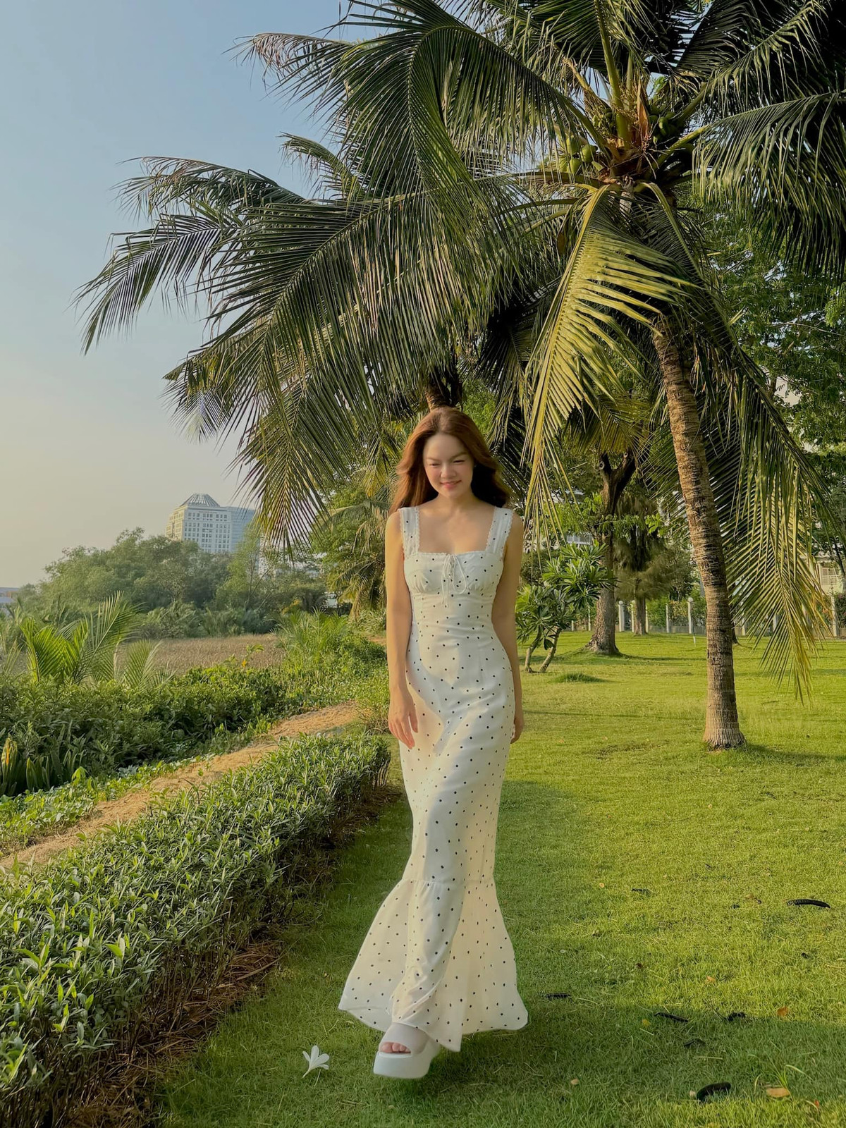 Sau 16 năm chung sống với nhạc sĩ Quang Huy và có hai con gái, Phạm Quỳnh Anh đã ly hôn vào năm 2018.