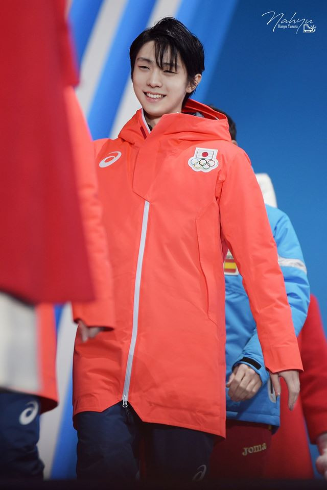 Yuzuru Hanyu (SN 1994), là VĐV trượt băng nghệ thuật của Nhật Bản. Anh đã đi vào lịch sử với tư cách vận động viên nam người châu Á đầu tiên đoạt HCV Olympic hạng mục đơn nam tại Olympic 2014 cùng gần 20 lần phá kỷ lục thế giới mà trong đó có nhiều kỷ lục là do chính anh thiết lập.