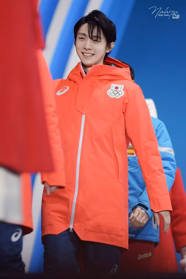 Yuzuru Hanyu (SN 1994), là VĐV trượt băng nghệ thuật của Nhật Bản. Anh đã đi vào lịch sử với tư cách vận động viên nam người châu Á đầu tiên đoạt HCV Olympic hạng mục đơn nam tại Olympic 2014 cùng gần 20 lần phá kỷ lục thế giới mà trong đó có nhiều kỷ lục là do chính anh thiết lập.