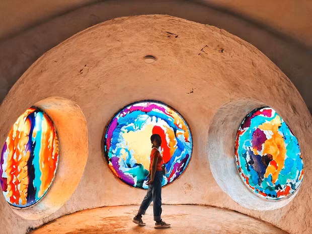 Với những tấm kính chịu lực, Khung cửa sổ thiên hà được đánh giá sẽ là điểm hút khách dịp nghỉ lễ 2/9 này. Ảnh: daubao.com