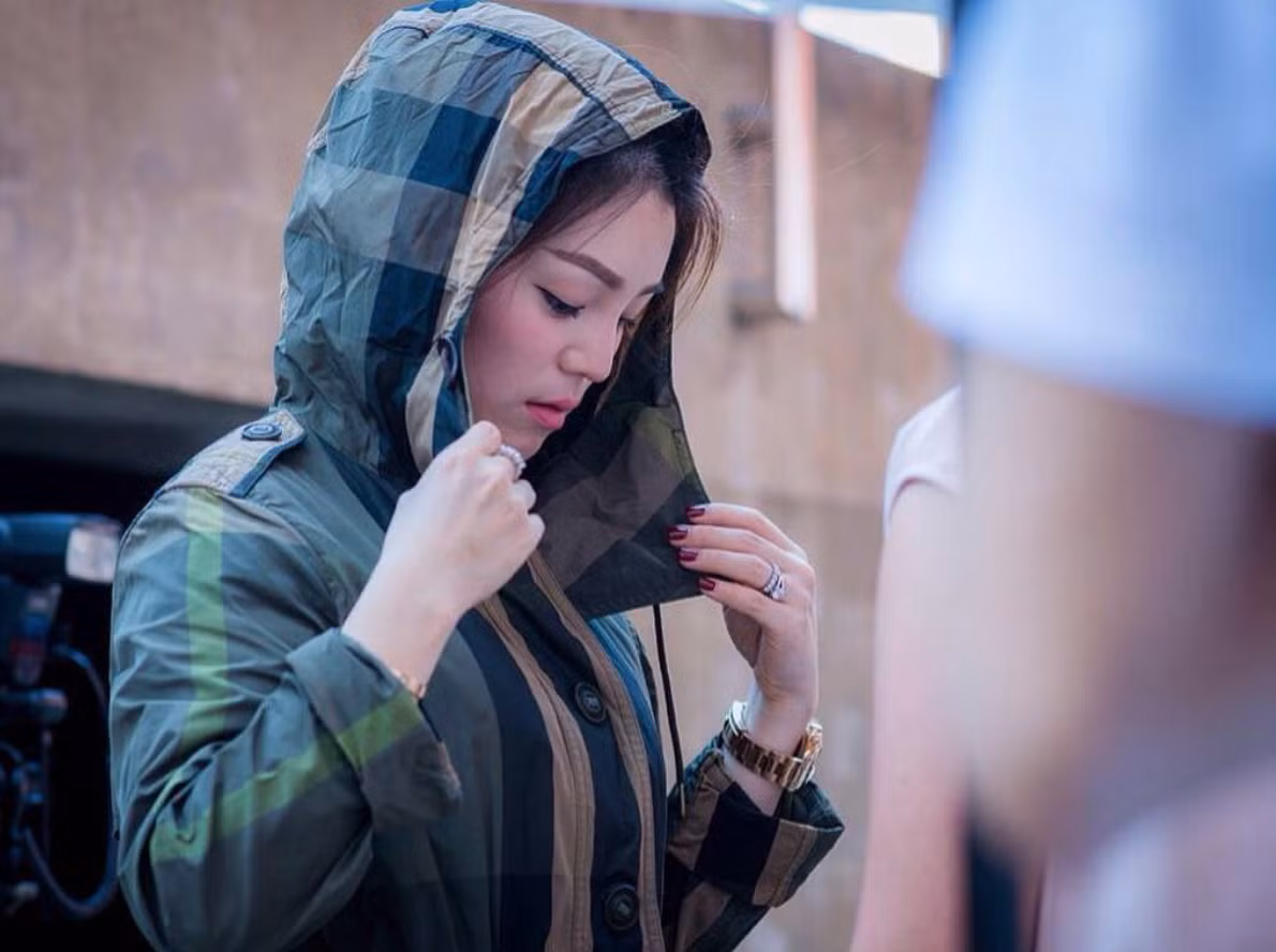 Tại SEA Games 29, bà Watanya Wongopasi từng tuyên bố "Thắng Việt Nam là điều quá bình thường", có niềm tin mãnh liệt về việc U22 Thái Lan hoàn toàn có thể giành HCV và bà đã đúng khi Việt Nam để thua với tỉ số ê chề 0-3 trước Thái Lan.