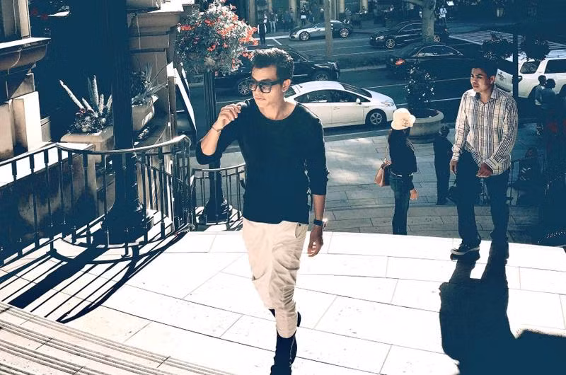 Thiếu gia Hà Thành từng có nhiều năm yêu diễn viên Lưu Đê Ly trước khi liên tục dính tin đồn hẹn hò với á hậu Tú Anh, Huyền My và hoa hậu Tiểu Vy.