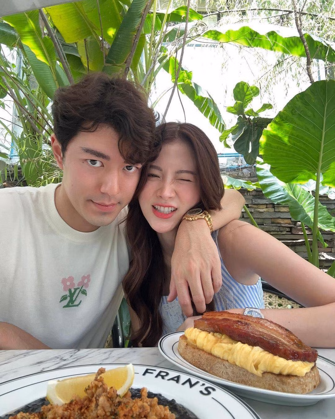 Cặp đôi chính thức công khai chuyện tình cảm từ cuối năm 2022. Kể từ sau khi hẹn hò tới nay, dù gặp đôi chút sóng gió, nhưng cả hai vẫn đang phát triển tình cảm một cách tốt đẹp.