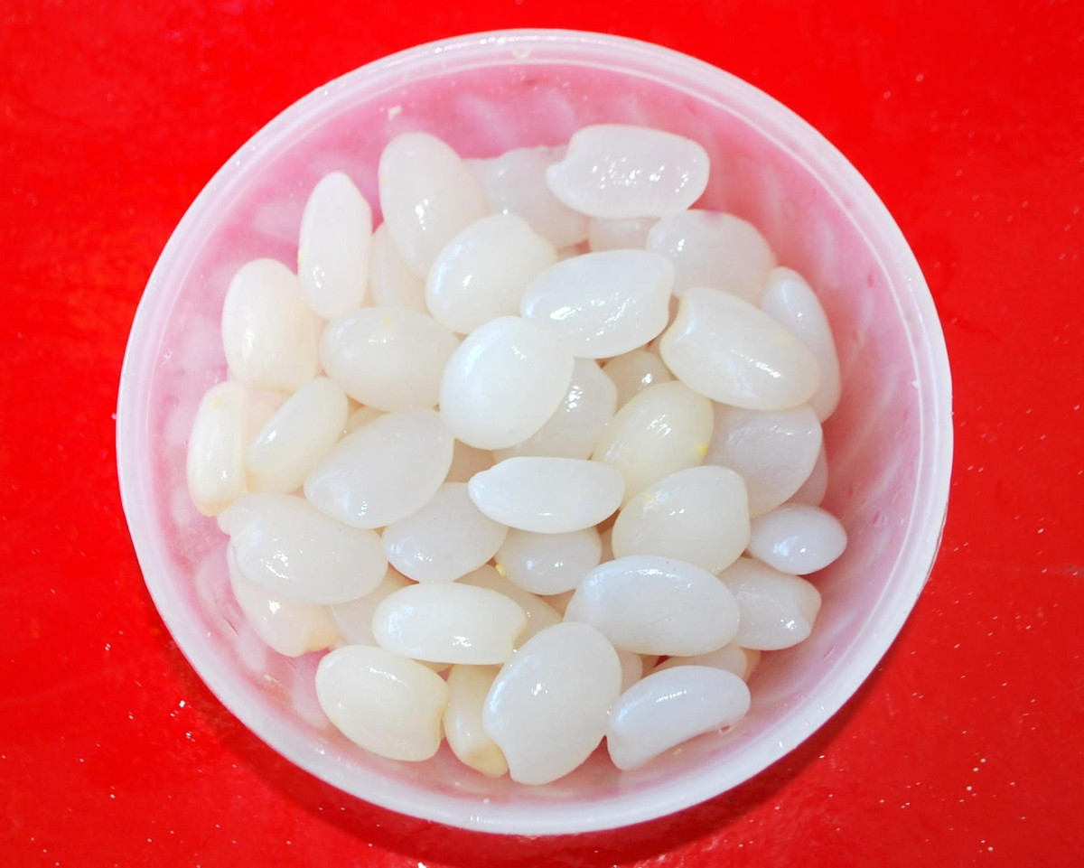 Cay dai moc ngan qua, tach hat nau ra thu che khong dung hang-Hinh-2