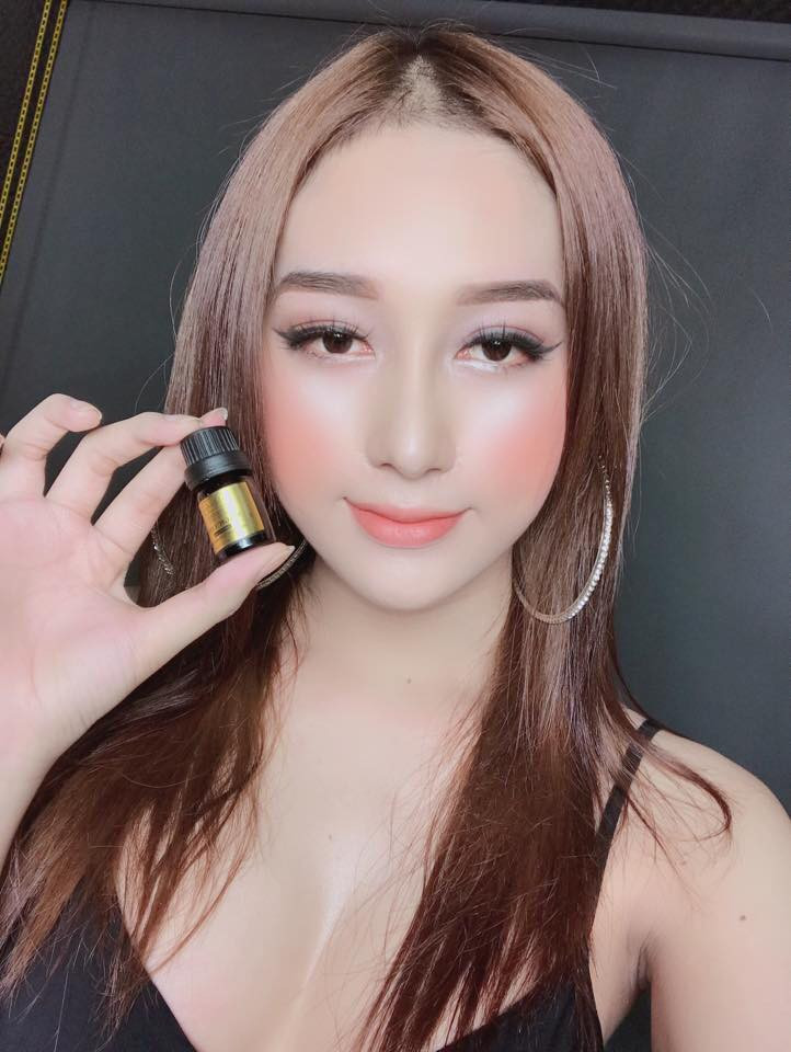 Sau một năm, ngoại hình của cô nàng ngày càng hoàn thiện. Đối với An Kim, phẫu thuật thẩm mỹ và chuyển giới là quyết định đúng đắn nhất cuộc đời cô.