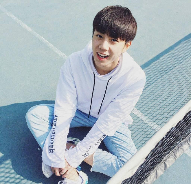 Không quá nổi bật như những hot boy con lai gốc Việt nhưng Anh Trường khiến hội chị em "chết đứng" vì góc nghiêng đẹp trai đến nỗi được ví như nam thần Trung Hoa.