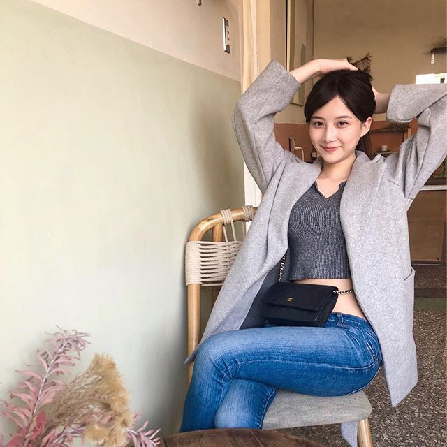 Hiện tại, nữ thần xinh đẹp của Đài Loan vẫn đang độc thân. Cô mong muốn có thể tìm được một người đàn ông có tính cách hài hước, chu đáo và thích ăn uống như cô.