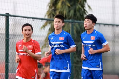 Càu thủ U23 VN dòng loạt chán thuong, ong Miura càu viẹn-Hinh-2