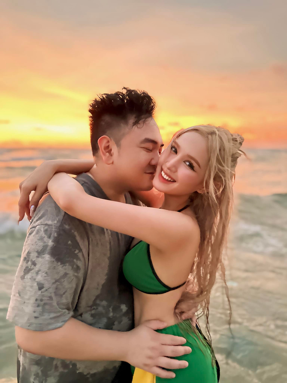 Chuyện tình "chú - cháu" cách 13 tuổi từng khiến netizen bàn tán xôn xao.