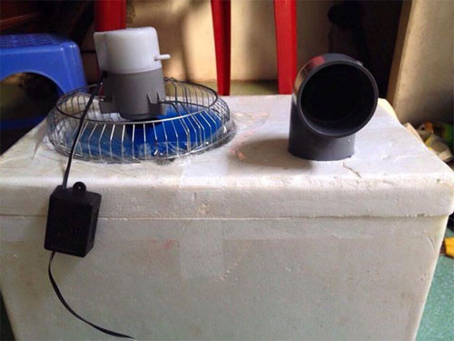 Với những vật dụng đơn giản, một chiếc điều hòa ra đời.