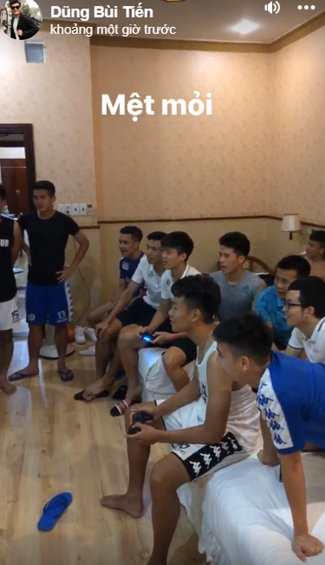 So thich dac biet, it ai ngo toi cua cau thu Duy Manh vua ket hon