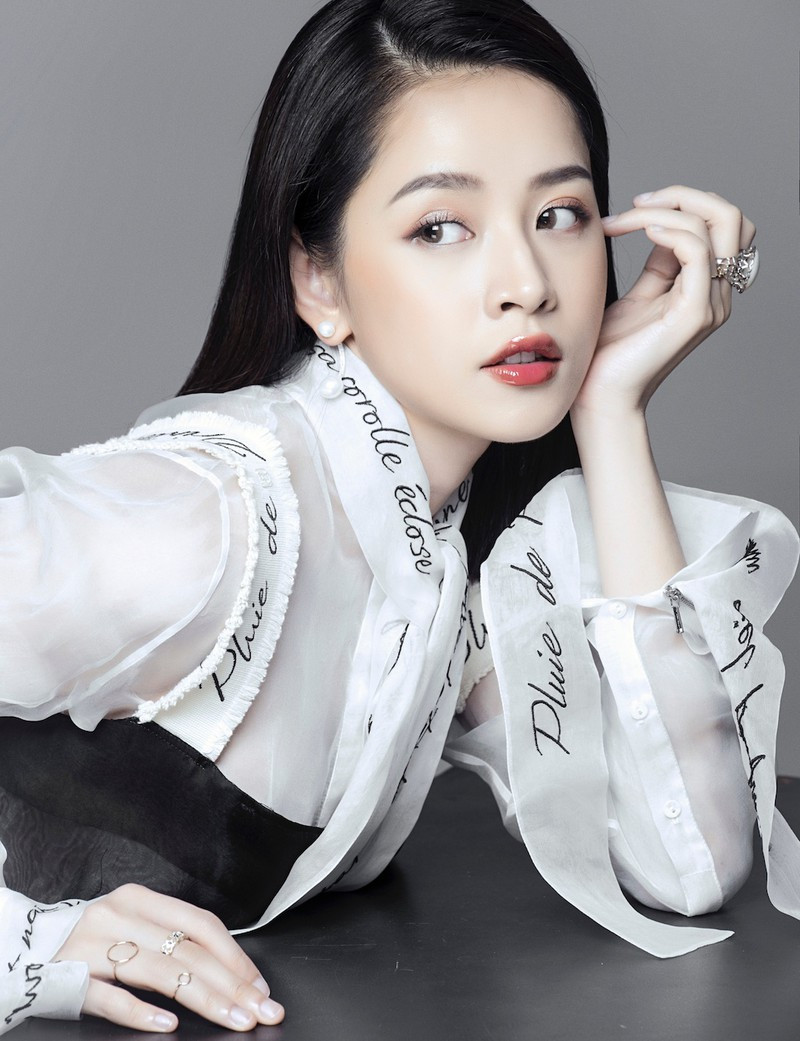 Do luong theo doi “khung” tren Instagram, hot girl Viet nao dung dau?