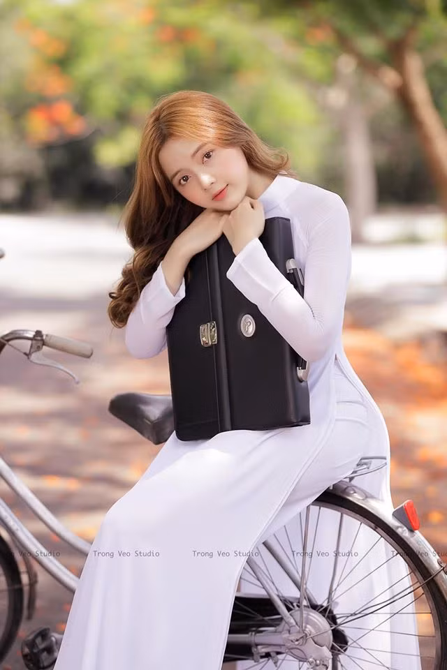 Dù còn rất trẻ nhưng do miệt mài làm việc, Lan Hương đã tích góp mua được một căn nhà ở thành phố phục vụ nhu cầu cá nhân.