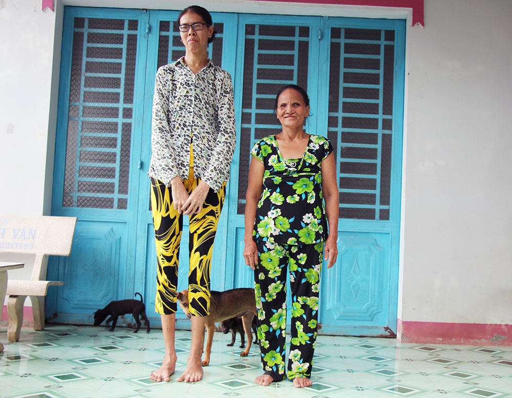 Người chồng, người cha của gia đình đã qua đời cách đây 3 năm vì bạo bệnh. Chính vậy, bà Nga mong muốn một chàng trai có thể ở rể lấy con gái mình, còn căn nhà sau sẽ để lại cho 2 đứa.