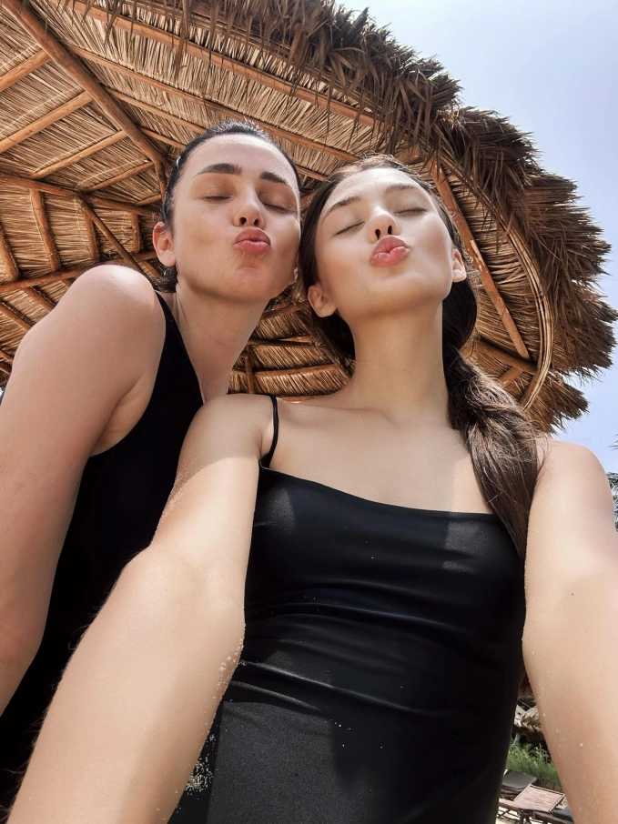 Dianka được thừa hưởng nét đẹp từ mẹ. Cô nàng có nhan sắc nổi bật và khác biệt so với phần lớn dàn WAG Việt toàn những gái xinh, hot girl...