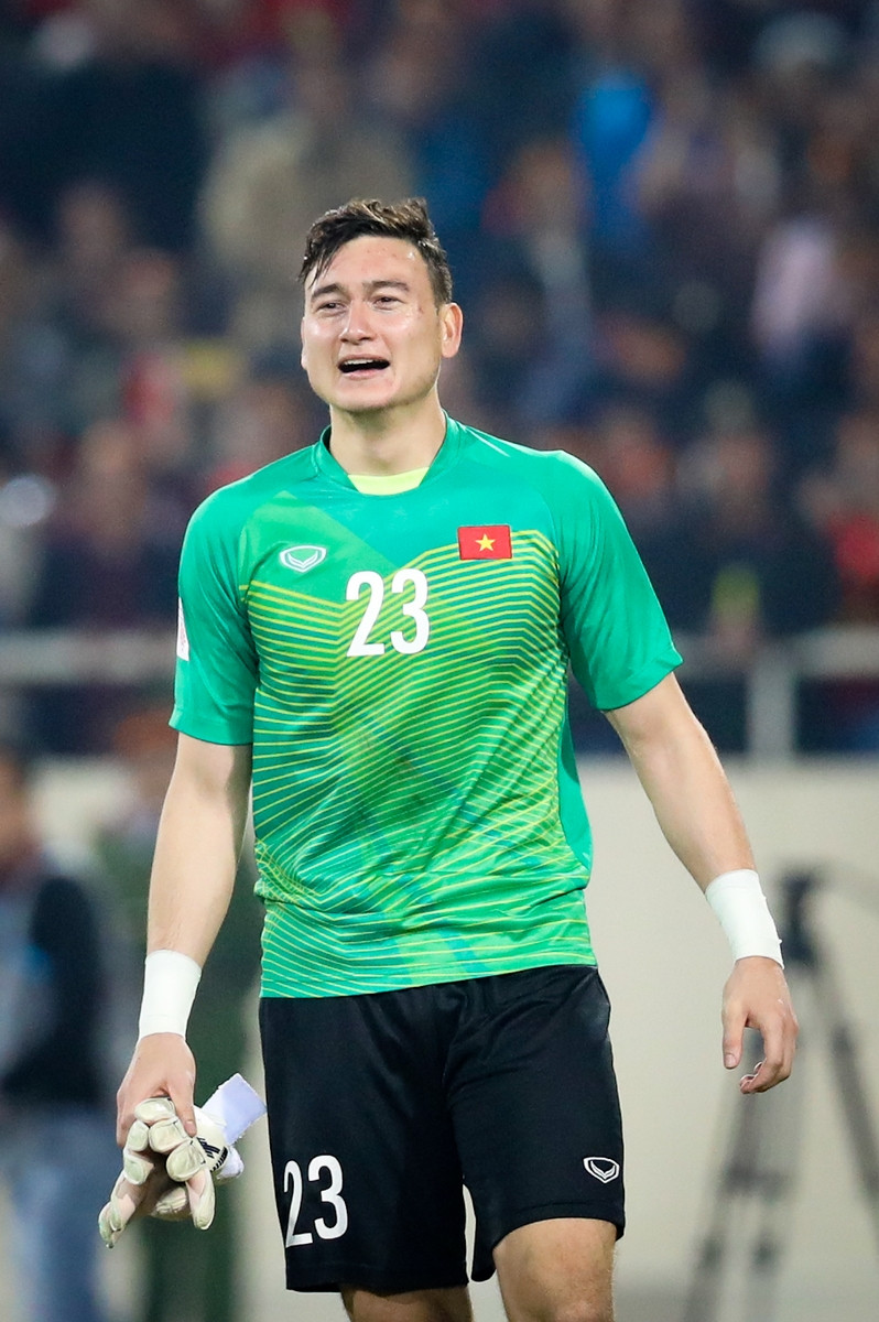 Là thủ thành số 1 của đội tuyển Việt Nam, Đặng Văn Lâm nhận được sự quan tâm, chú ý đặc biệt của người hâm mộ. Mọi hoạt động của anh trên mạng xã hội đều trở thành tâm điểm chú ý.