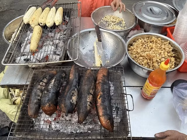 Sau một thời gian dài đấu tranh, cố gắng, Tây Thy cuối cùng được sống đúng với hình hài mà mình mong muốn. Chị mở một quán hàng nhỏ bán ngô nướng trộn xá xíu, sống cuộc sống bình dị.