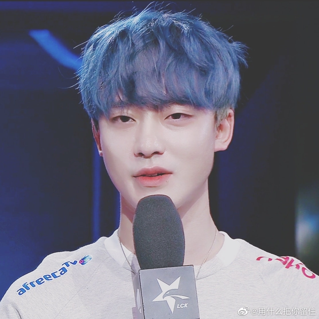 Không chỉ chơi game giỏi, đẹp trai, Mystic còn đúng chuẩn mẫu đàn ông của gia đình.