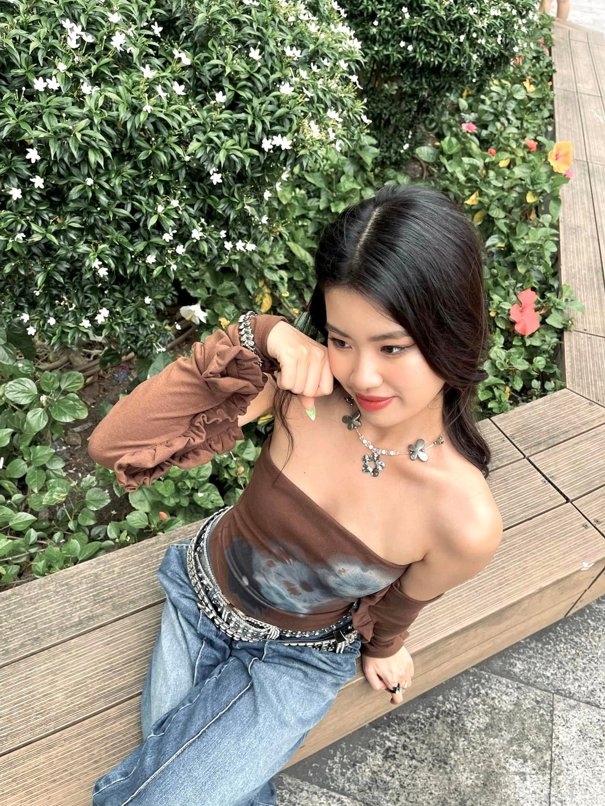 Rapper Pháo, tên thật là Nguyễn Diệu Huyền, sinh năm 2003 tại Tuyên Quang. Cô được biết đến nhiều hơn khi tham gia chương trình “King of Rap”.