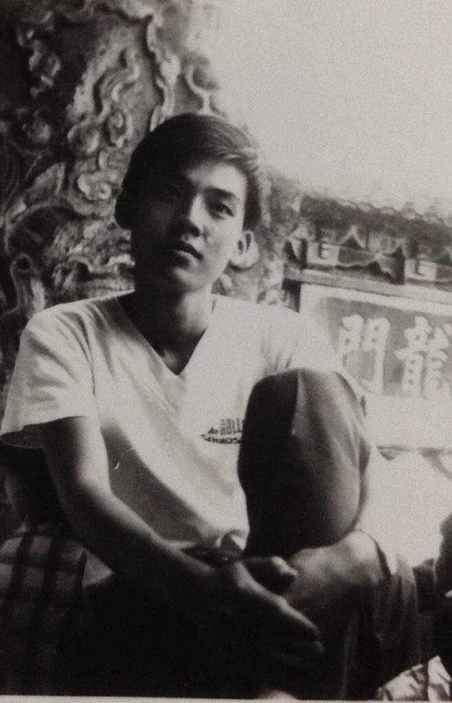 Trào lưu khoe ảnh bố thời trẻ xuất hiện trên mạng xã hội Trung Quốc từ trước Tết Nguyên đán thế nhưng cho đến nay vẫn chưa có dấu hiệu hạ nhiệt.