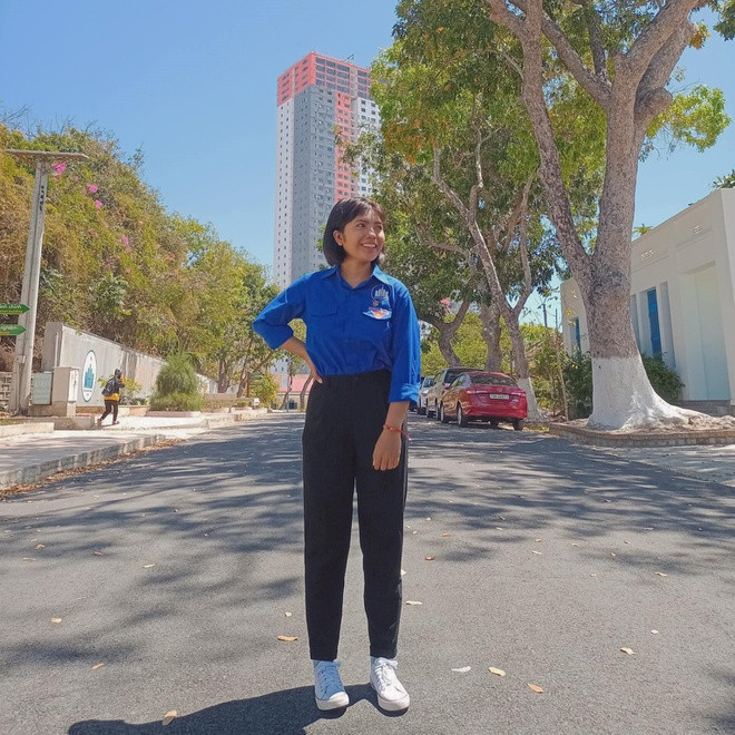 SaPa cho hay hiện cô được hỗ trợ miễn phí ở phòng ký túc xá của trường suốt 4 năm học. Trong quãng đời sinh viên, cô hy vọng có cơ hội đi nhiều nơi, khám phá nhiều điều, đồng thời giới thiệu nét văn hóa đặc trưng của người Chăm tới nhiều bạn bè.