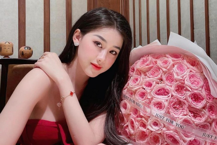 Ngoài gym, thời gian gần đây, Ngọc Mai còn tập thêm golf.