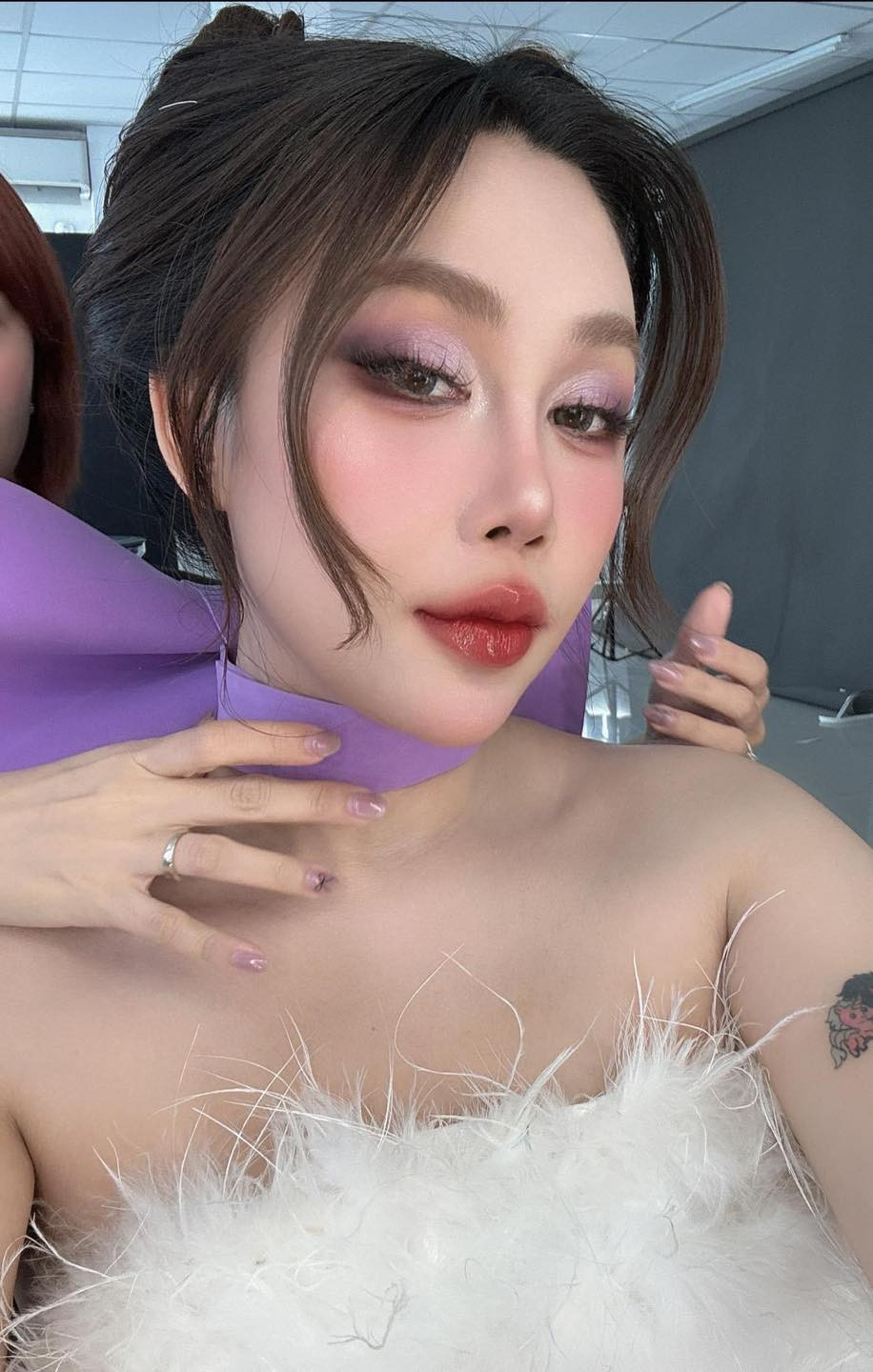 Mới đây, nữ nhà văn Gào cũng đã đăng tải những hình ảnh biến hình với trend này.