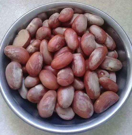 Hạt mít luộc - đặc sản của tuổi thơ.