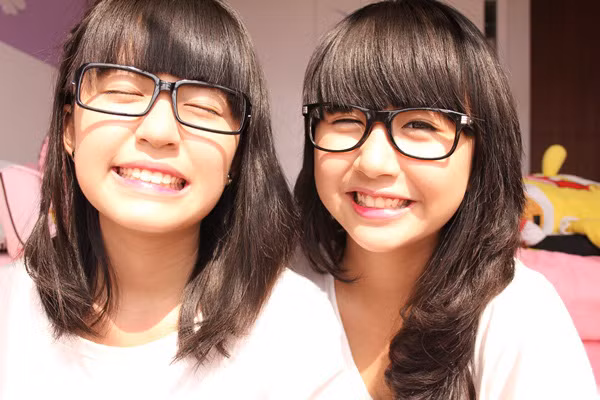 Thời điểm đó, nhóm hot girl "Bộ ba sát thủ" chính là hình mẫu lý tưởng của các bạn nữ tuổi teen. Từ mái tóc, trang phục và phong cách chụp ảnh của ba cô nàng đều trở thành trào lưu.