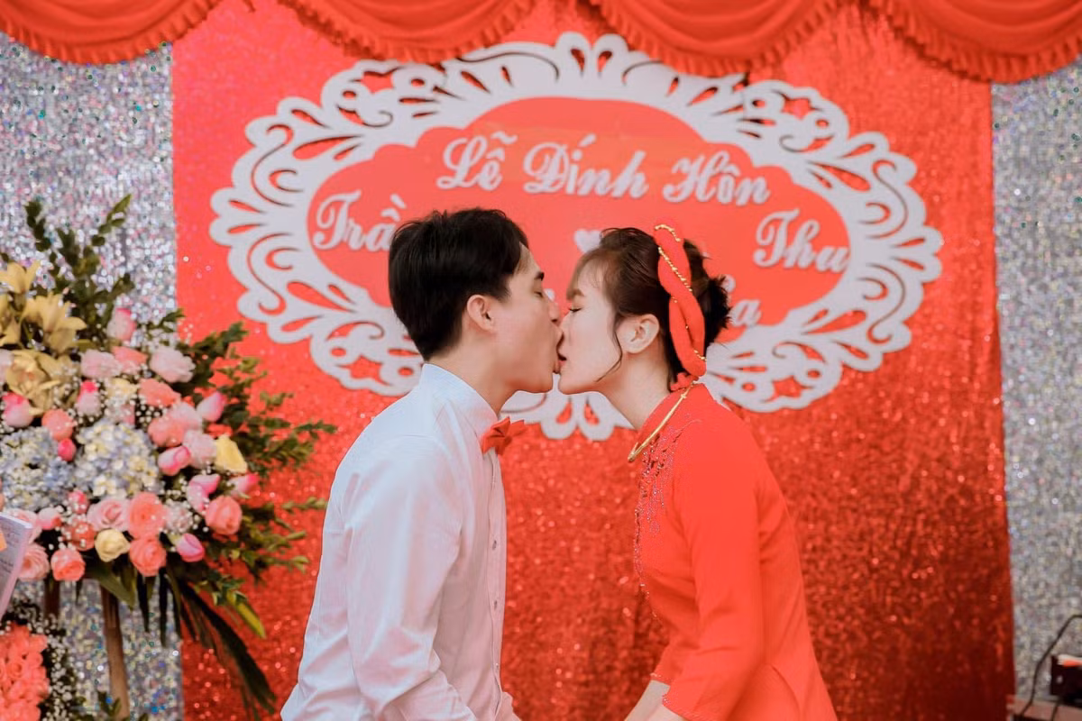 Phat hoang voi chu re hon nhu “nuot chung” co dau trong dam cuoi