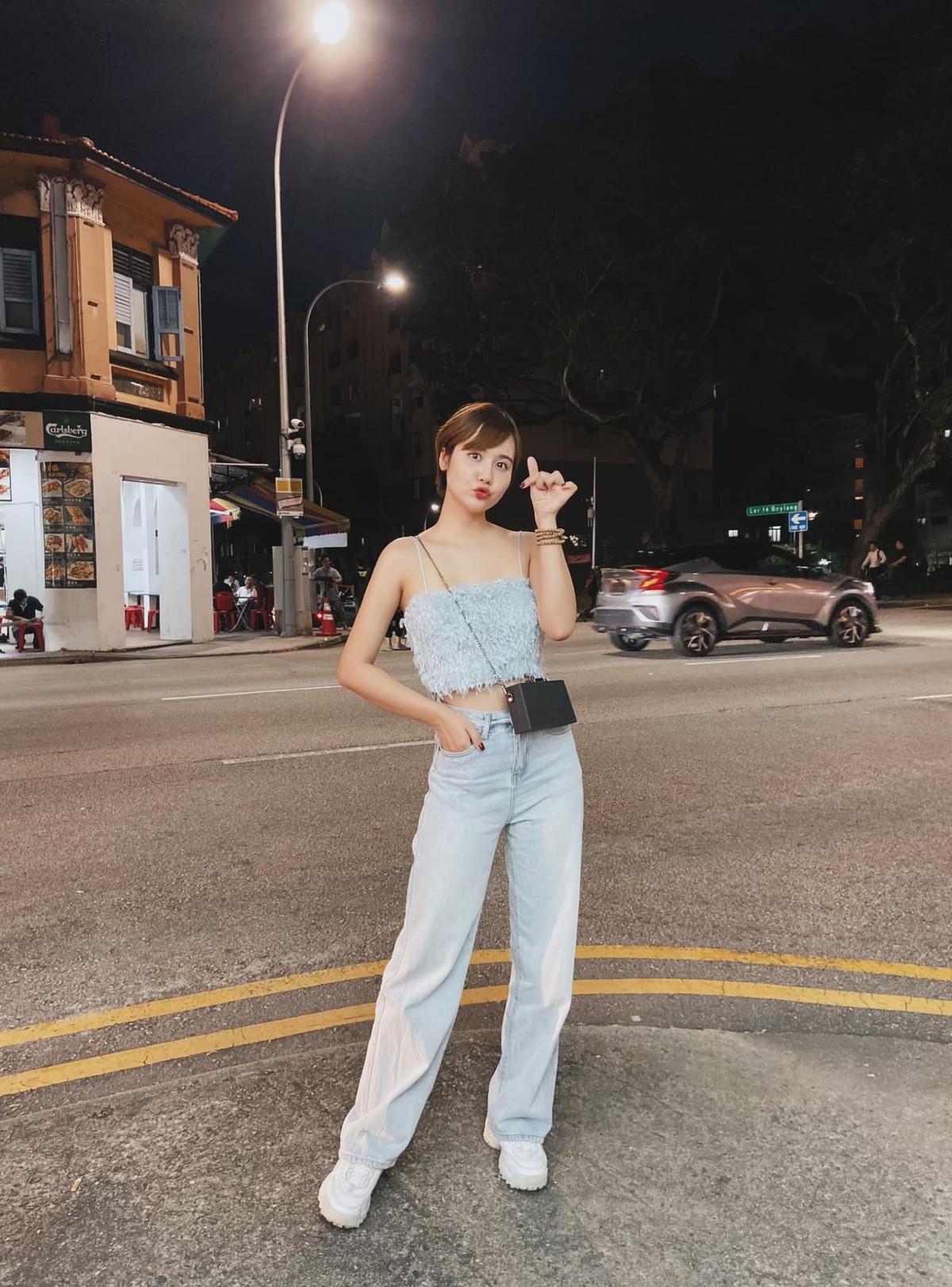 Hiện tại, hot girl Hà Thành không thường xuyên tham gia vào các hoạt động nghệ thuật mà chú tâm vào công việc kinh doanh.