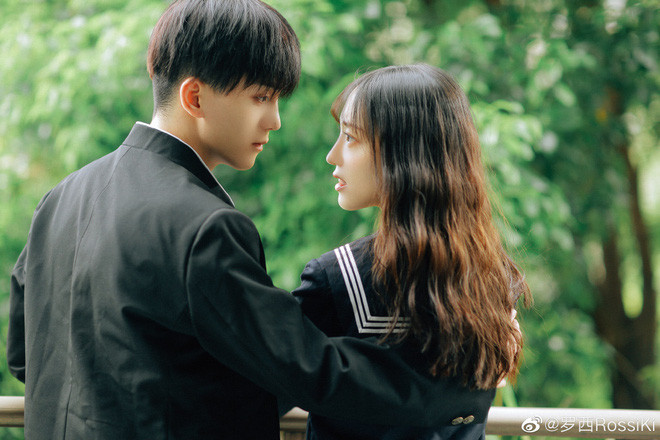 Quãng thời gian 20 năm từ tình bạn đến tình yêu của họ nhận được nhiều sự ủng hộ từ cộng đồng.