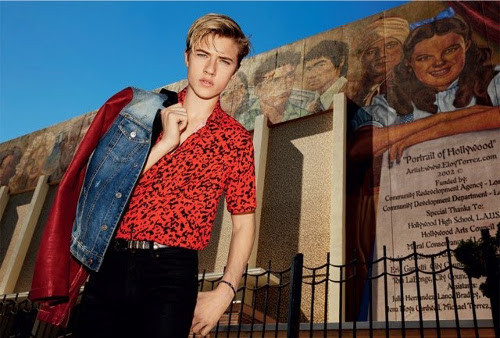 Lucky Blue Smith không cho rằng nghề người mẫu là điểm đến cuối cùng của sự nghiệp bản thân. Anh còn giành khá nhiều tình yêu cho nghệ thuật.