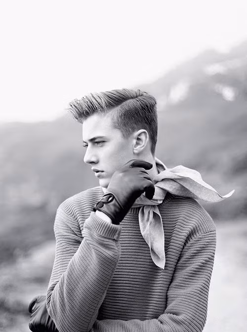 Sinh ra và lớn lên ở Los Angeles, Lucky hiện là người mẫu cho một công ty người mẫu khá lớn ở Mỹ, Next Models.