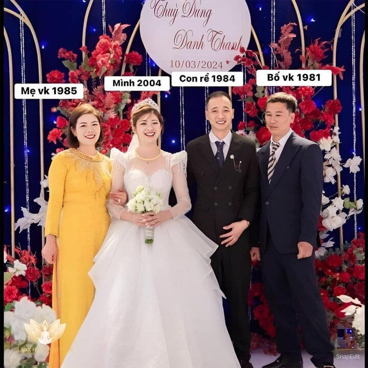 Hình ảnh đám cưới hồi tháng 3 tại Lào Cai của cô dâu sinh năm 2004 Trần Thùy Dung và chú rể sinh năm 1984 Nguyễn Danh Thanh gần đây được chia sẻ khắp các diễn đàn mạng xã hội khiến nhiều người quan tâm. Nhiều người không chỉ bất ngờ bởi khoảng cách tuổi tác của dâu rể, mà còn bởi chú rể này thậm chí còn...lớn tuổi hơn mẹ vợ.