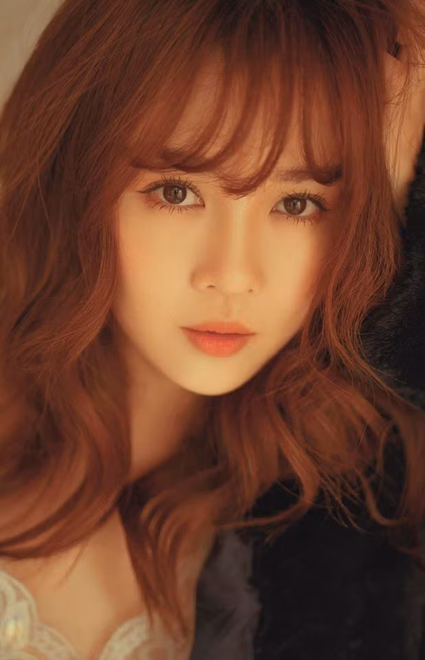 Ribi Sachi còn sở hữu giọng hát ngọt ngào, nhiều lần "đánh gục" người hâm mộ.