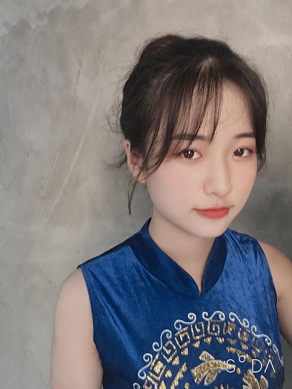 Dù yêu thích ĐH Y dược Thái Nguyên, Lan sẽ đăng ký vào Cao đẳng Y tế Thái Nguyên theo tư vấn của gia đình.