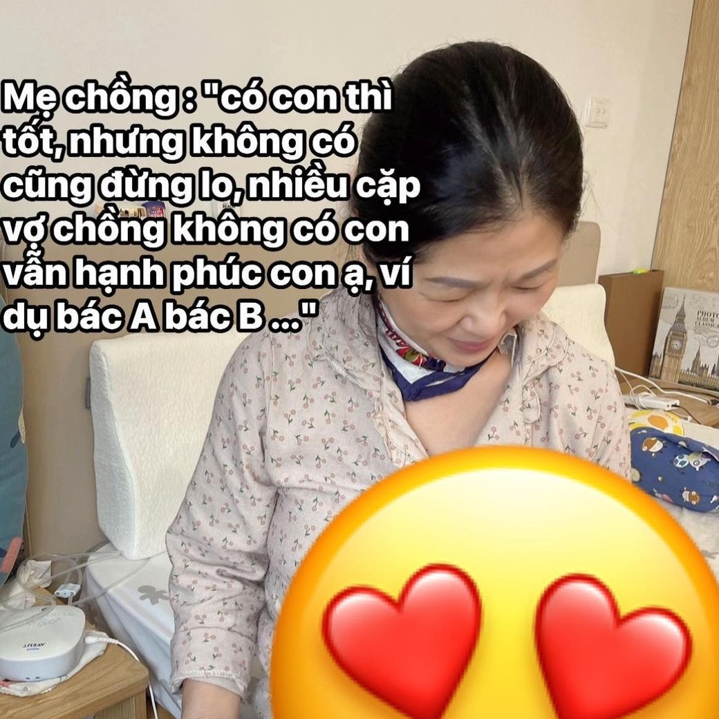 Tuy nhiên, thay vì chỉ trích con dâu, cả nhà chồng có thái độ khiến cô nàng ấm lòng. Mẹ chồng an ủi "Có con thì tốt, nhưng không có cũng đừng lo, nhiều cặp vợ chồng không có con vẫn hạnh phúc".