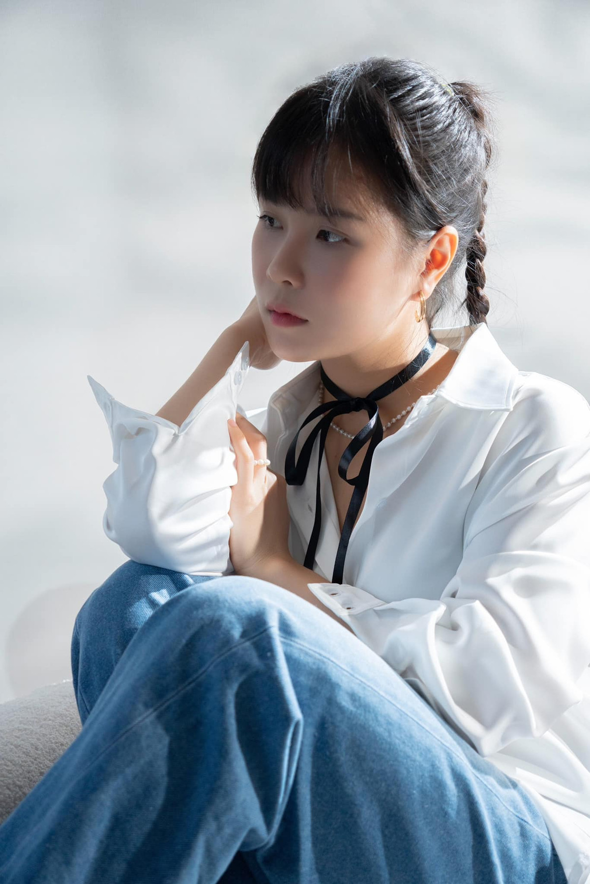 Video nào cô bạn cũng ăn mặc kín đáo, chưa từng gây tranh cãi liên quan đến trang phục.